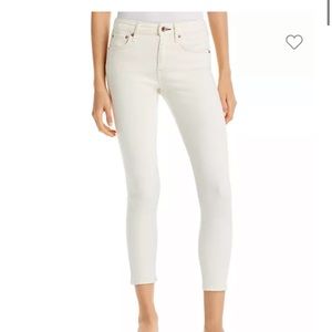 Rag & Bone mid rise ankle jeans. Color cream/ white. Size 25. never worn.